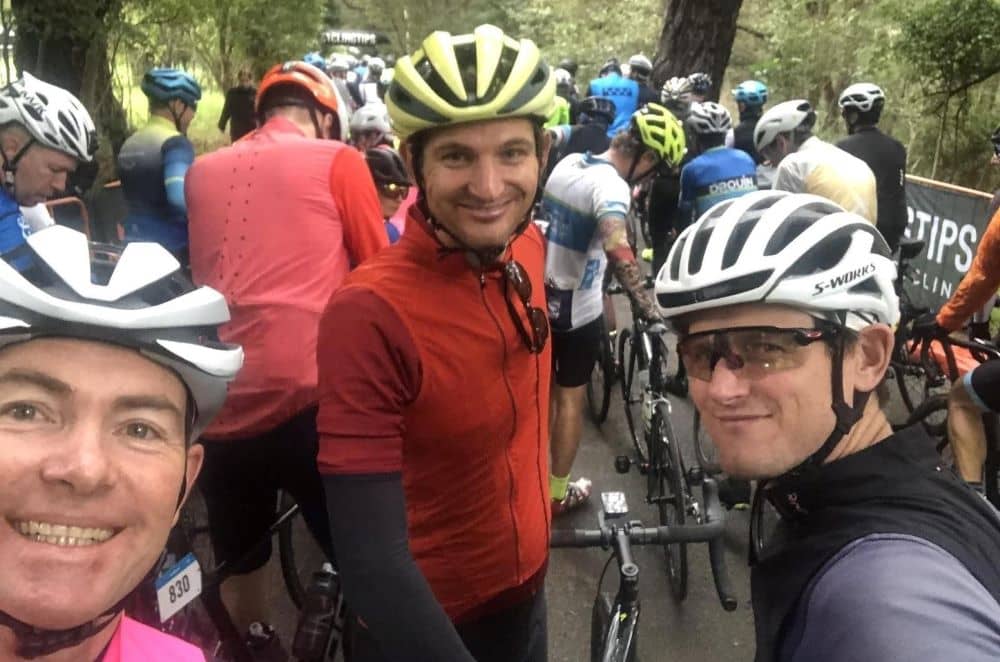 Pat Fitzpatrick (left) with the formidable Burrell brothers Aidan (center) and James (right) at the Giro Della Donna start line. 