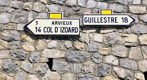 Col d'Izoard signs