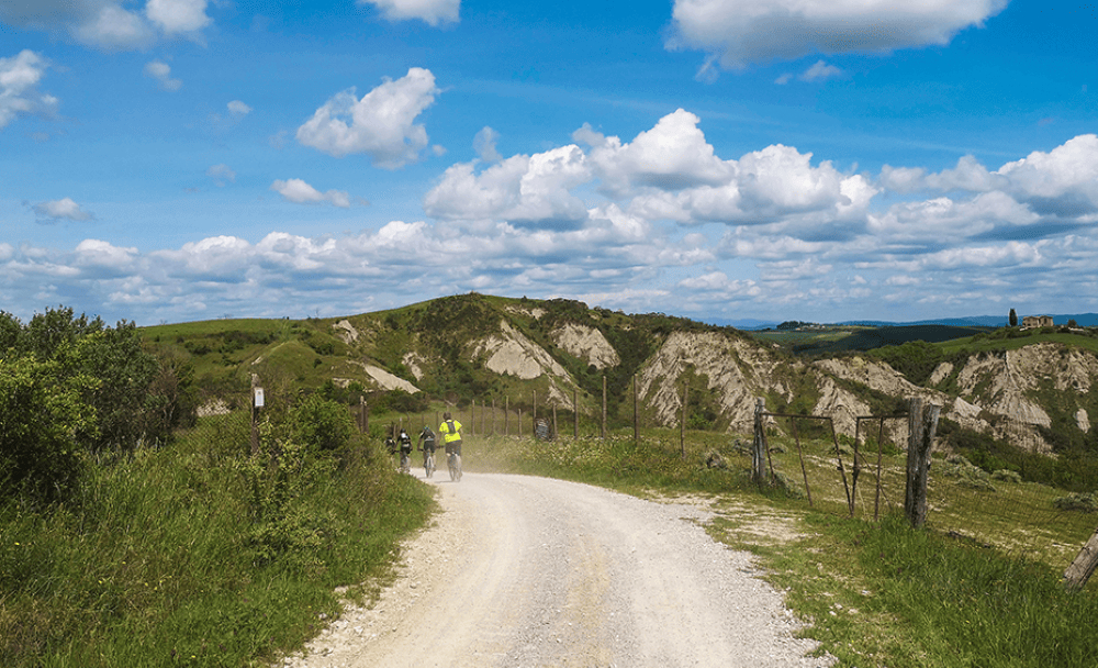 Sulle strace bianche, Tuscany